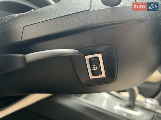 Білий БМВ 3 Серія, об'ємом двигуна 2 л та пробігом 42 тис. км за 17000 $, фото 21 на Automoto.ua