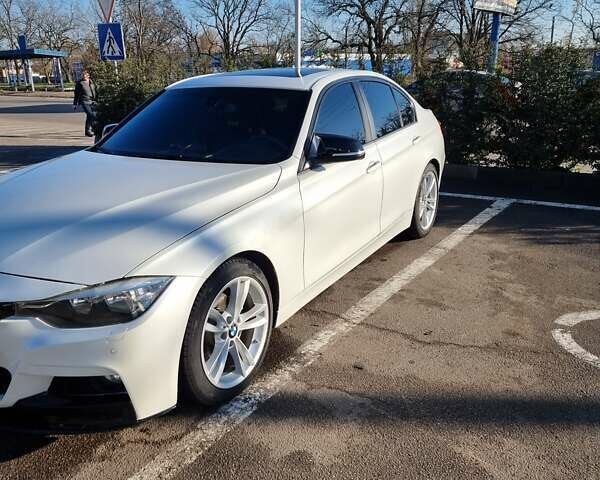 Белый БМВ 3 Серия, объемом двигателя 2 л и пробегом 45 тыс. км за 15500 $, фото 3 на Automoto.ua