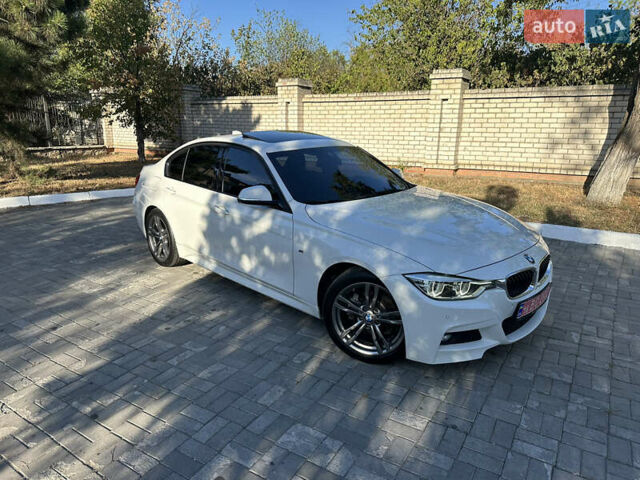 Белый БМВ 3 Серия, объемом двигателя 2 л и пробегом 180 тыс. км за 21500 $, фото 8 на Automoto.ua