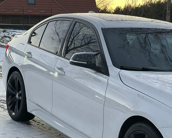 Білий БМВ 3 Серія, об'ємом двигуна 2 л та пробігом 158 тис. км за 17999 $, фото 3 на Automoto.ua
