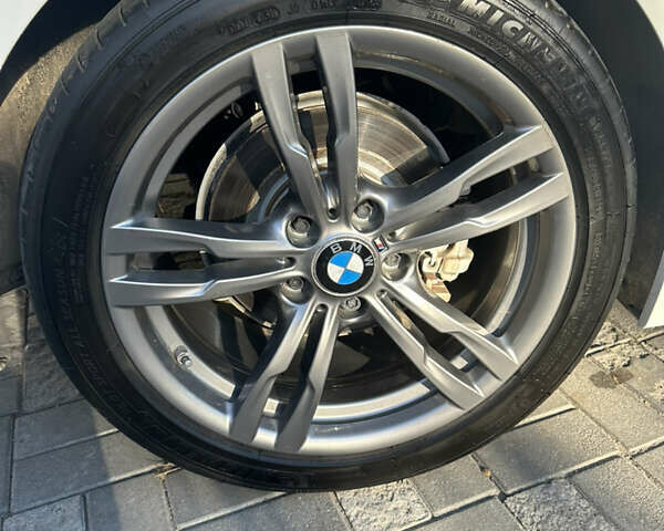 Белый БМВ 3 Серия, объемом двигателя 2 л и пробегом 180 тыс. км за 21500 $, фото 40 на Automoto.ua