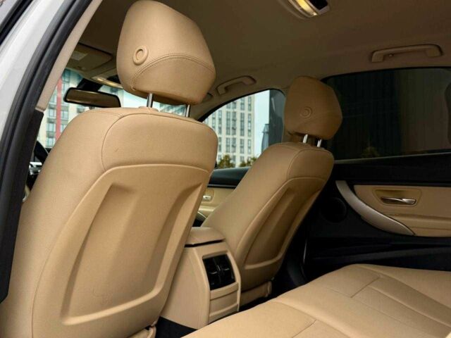 Білий БМВ 3 Серія, об'ємом двигуна 2 л та пробігом 170 тис. км за 13300 $, фото 19 на Automoto.ua