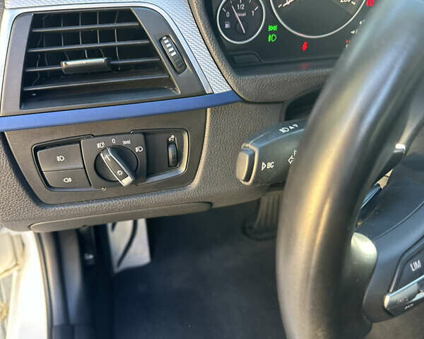 Белый БМВ 3 Серия, объемом двигателя 2 л и пробегом 180 тыс. км за 21500 $, фото 52 на Automoto.ua