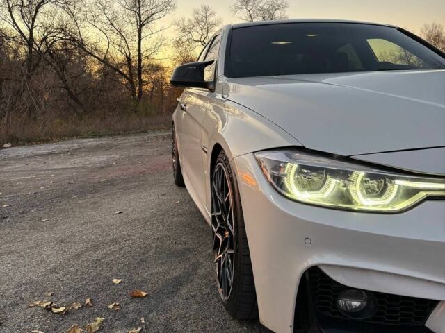 Білий БМВ 3 Серія, об'ємом двигуна 2 л та пробігом 155 тис. км за 17600 $, фото 6 на Automoto.ua