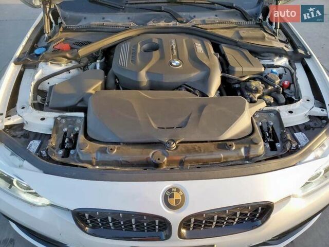 Білий БМВ 3 Серія, об'ємом двигуна 2 л та пробігом 102 тис. км за 3000 $, фото 10 на Automoto.ua