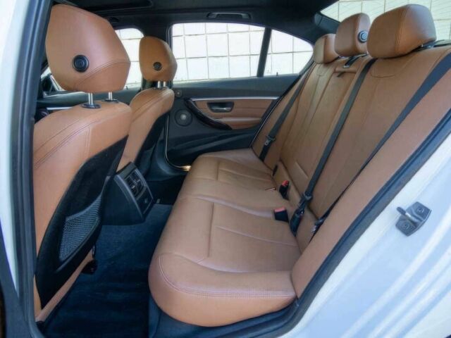 Белый БМВ 3 Серия, объемом двигателя 3 л и пробегом 78 тыс. км за 15800 $, фото 13 на Automoto.ua