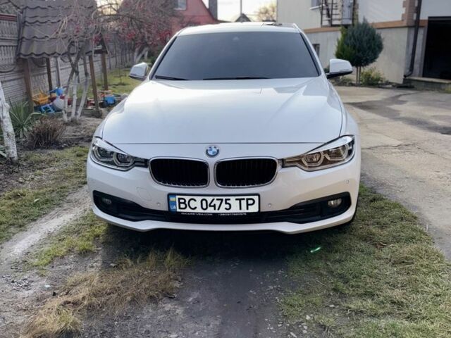Белый БМВ 3 Серия, объемом двигателя 2 л и пробегом 122 тыс. км за 20500 $, фото 1 на Automoto.ua