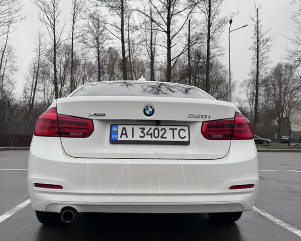 Белый БМВ 3 Серия, объемом двигателя 2 л и пробегом 129 тыс. км за 16300 $, фото 8 на Automoto.ua