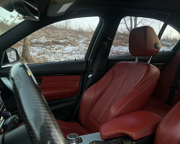 Білий БМВ 3 Серія, об'ємом двигуна 2 л та пробігом 158 тис. км за 17999 $, фото 44 на Automoto.ua