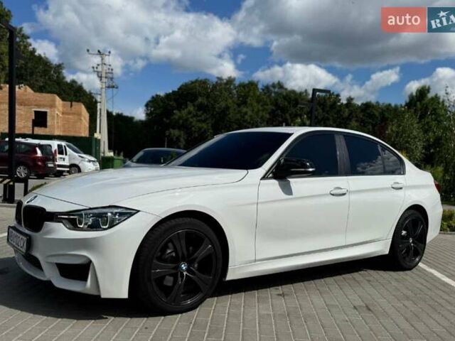 Белый БМВ 3 Серия, объемом двигателя 2 л и пробегом 110 тыс. км за 15800 $, фото 16 на Automoto.ua