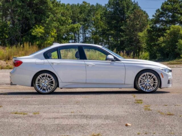 Белый БМВ 3 Серия, объемом двигателя 3 л и пробегом 78 тыс. км за 15800 $, фото 3 на Automoto.ua