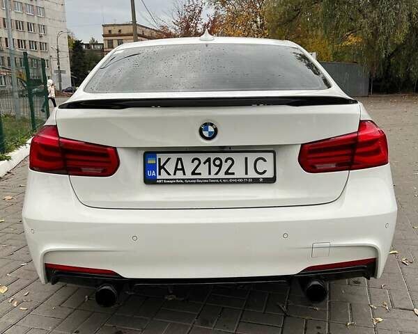 Білий БМВ 3 Серія, об'ємом двигуна 2 л та пробігом 171 тис. км за 13900 $, фото 4 на Automoto.ua