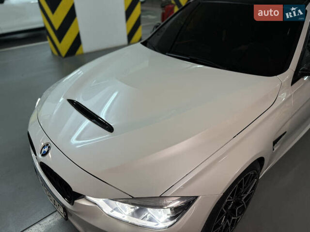 Белый БМВ 3 Серия, объемом двигателя 2 л и пробегом 156 тыс. км за 16500 $, фото 10 на Automoto.ua