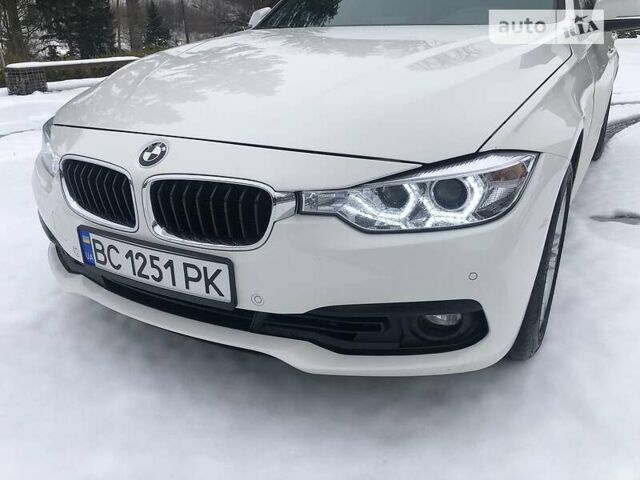 Білий БМВ 3 Серія, об'ємом двигуна 2 л та пробігом 140 тис. км за 15500 $, фото 5 на Automoto.ua