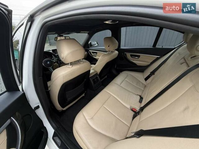 БМВ 3 Серия 2016 в Хмельницком на Automoto.ua Белый БМВ 3 Серия, объемом двигателя 2 л и пробегом 260 тыс. км за 15500 $, фото 28 на Automoto.ua
