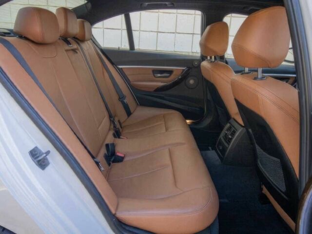 Белый БМВ 3 Серия, объемом двигателя 3 л и пробегом 78 тыс. км за 15800 $, фото 10 на Automoto.ua