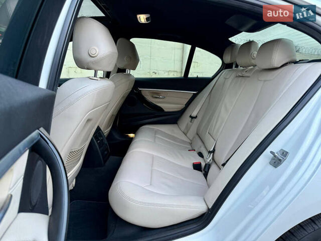 Белый БМВ 3 Серия, объемом двигателя 2 л и пробегом 185 тыс. км за 17900 $, фото 36 на Automoto.ua