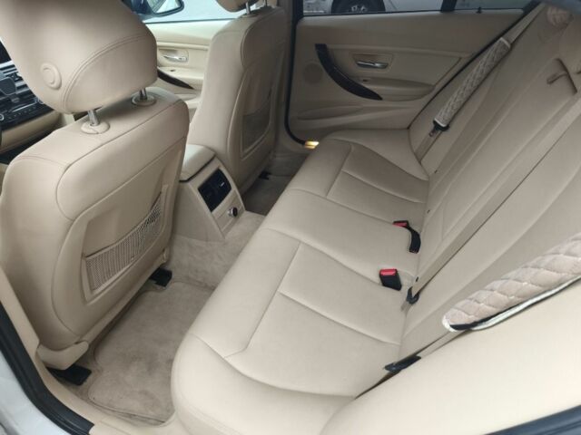 Белый БМВ 3 Серия, объемом двигателя 2 л и пробегом 190 тыс. км за 13000 $, фото 17 на Automoto.ua