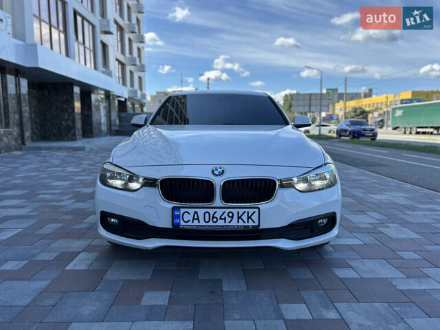 Белый БМВ 3 Серия, объемом двигателя 2 л и пробегом 138 тыс. км за 14999 $, фото 10 на Automoto.ua