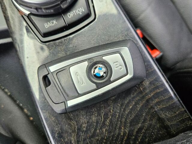 Білий БМВ 3 Серія, об'ємом двигуна 2 л та пробігом 72 тис. км за 12900 $, фото 46 на Automoto.ua