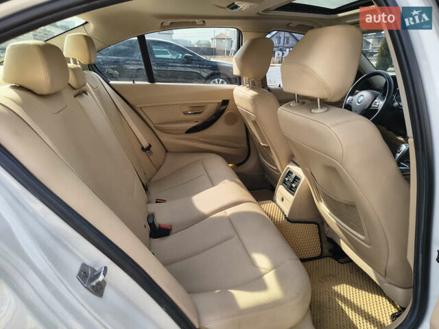 Белый БМВ 3 Серия, объемом двигателя 2 л и пробегом 104 тыс. км за 14900 $, фото 11 на Automoto.ua