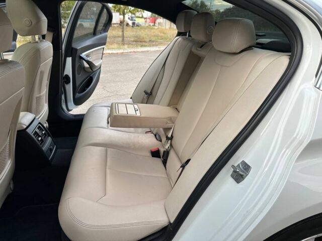 Белый БМВ 3 Серия, объемом двигателя 2 л и пробегом 187 тыс. км за 18499 $, фото 17 на Automoto.ua