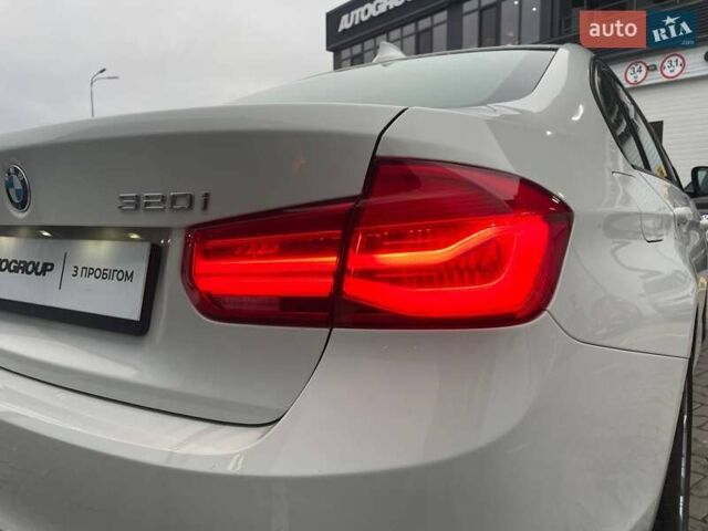 Белый БМВ 3 Серия, объемом двигателя 2 л и пробегом 124 тыс. км за 14999 $, фото 9 на Automoto.ua