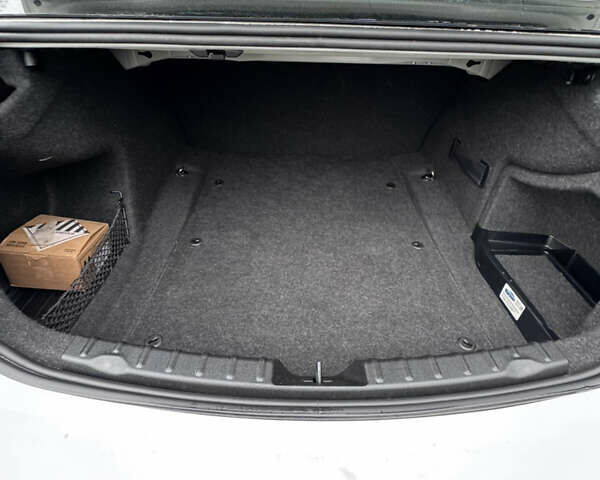 Белый БМВ 3 Серия, объемом двигателя 2 л и пробегом 129 тыс. км за 16300 $, фото 52 на Automoto.ua