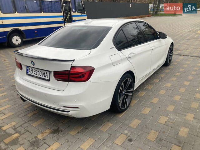 Белый БМВ 3 Серия, объемом двигателя 2 л и пробегом 188 тыс. км за 17000 $, фото 7 на Automoto.ua