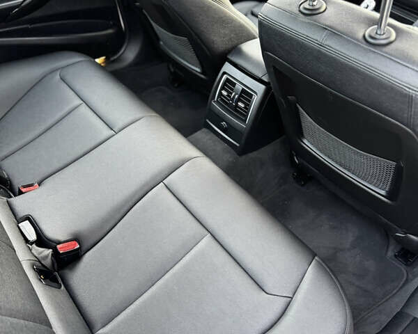 Білий БМВ 3 Серія, об'ємом двигуна 2 л та пробігом 99 тис. км за 17800 $, фото 9 на Automoto.ua