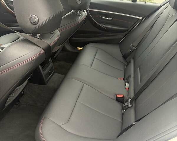 Білий БМВ 3 Серія, об'ємом двигуна 2 л та пробігом 160 тис. км за 15700 $, фото 7 на Automoto.ua