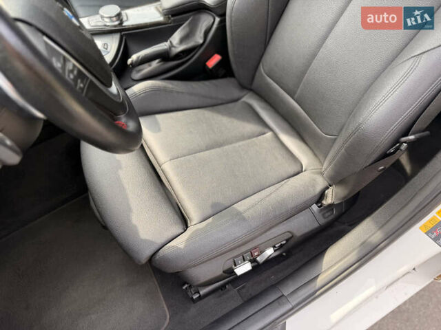 Білий БМВ 3 Серія, об'ємом двигуна 2 л та пробігом 79 тис. км за 19300 $, фото 42 на Automoto.ua