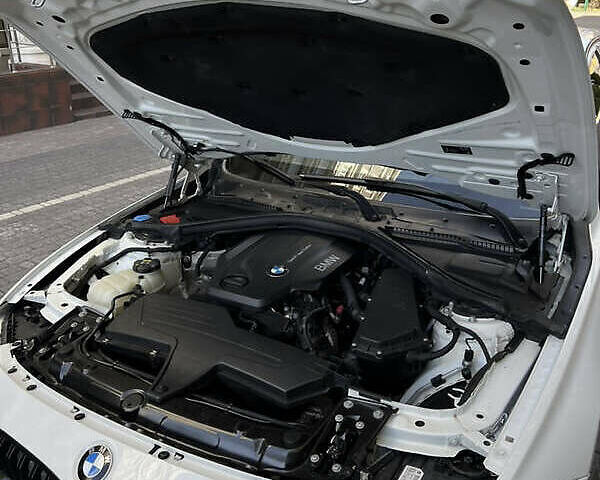 Белый БМВ 3 Серия, объемом двигателя 2 л и пробегом 146 тыс. км за 19800 $, фото 9 на Automoto.ua