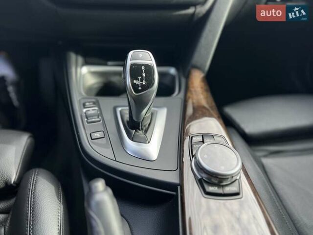 Білий БМВ 3 Серія, об'ємом двигуна 2 л та пробігом 72 тис. км за 18999 $, фото 28 на Automoto.ua