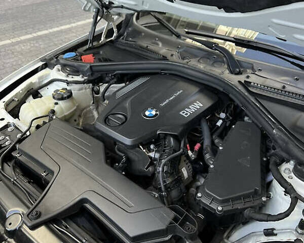 Белый БМВ 3 Серия, объемом двигателя 2 л и пробегом 146 тыс. км за 19800 $, фото 8 на Automoto.ua