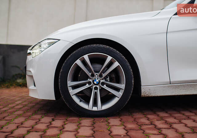 Белый БМВ 3 Серия, объемом двигателя 2 л и пробегом 124 тыс. км за 16000 $, фото 8 на Automoto.ua