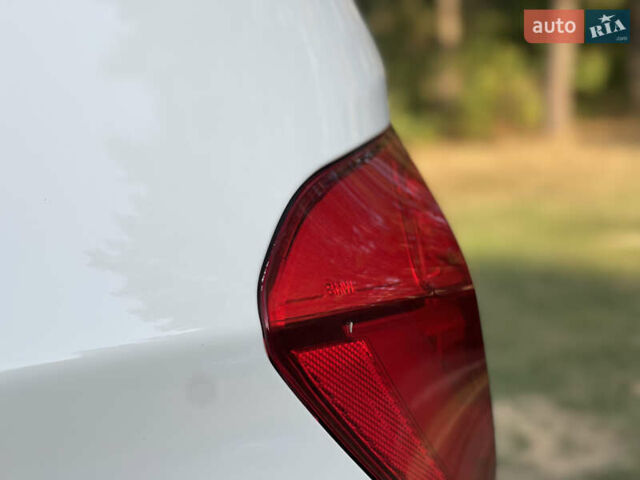 Білий БМВ 3 Серія, об'ємом двигуна 2 л та пробігом 170 тис. км за 14000 $, фото 21 на Automoto.ua