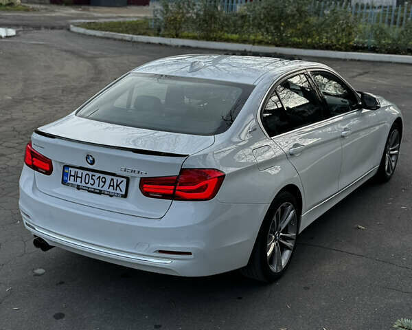 Білий БМВ 3 Серія, об'ємом двигуна 2 л та пробігом 99 тис. км за 17800 $, фото 3 на Automoto.ua