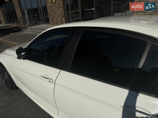 Белый БМВ 3 Серия, объемом двигателя 2 л и пробегом 115 тыс. км за 20000 $, фото 6 на Automoto.ua