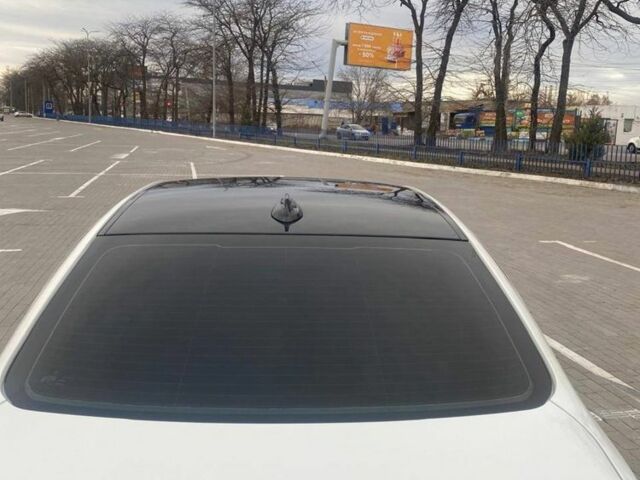 Білий БМВ 3 Серія, об'ємом двигуна 2 л та пробігом 158 тис. км за 18000 $, фото 4 на Automoto.ua