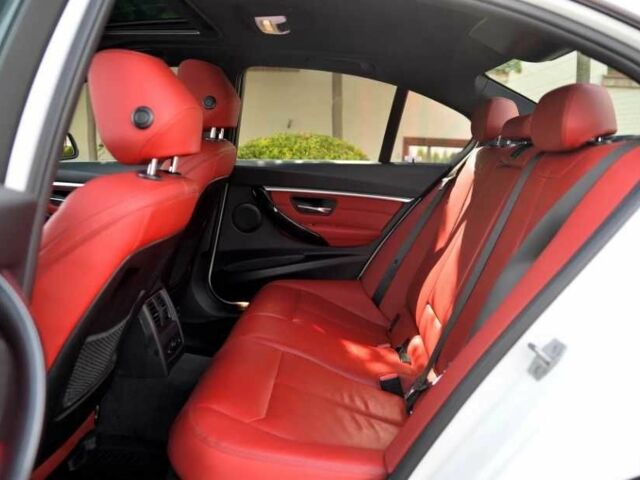 Белый БМВ 3 Серия, объемом двигателя 2 л и пробегом 110 тыс. км за 10500 $, фото 10 на Automoto.ua