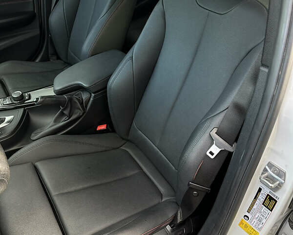 Белый БМВ 3 Серия, объемом двигателя 2 л и пробегом 183 тыс. км за 16800 $, фото 21 на Automoto.ua