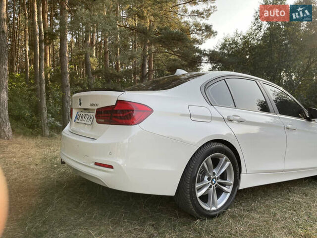 Білий БМВ 3 Серія, об'ємом двигуна 2 л та пробігом 170 тис. км за 14000 $, фото 38 на Automoto.ua