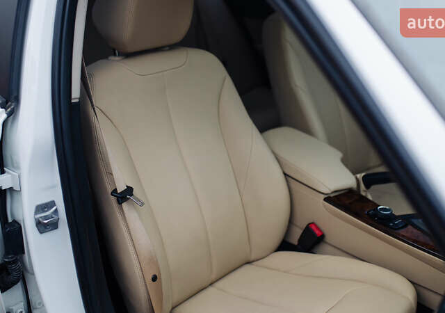 Белый БМВ 3 Серия, объемом двигателя 2 л и пробегом 124 тыс. км за 16000 $, фото 14 на Automoto.ua