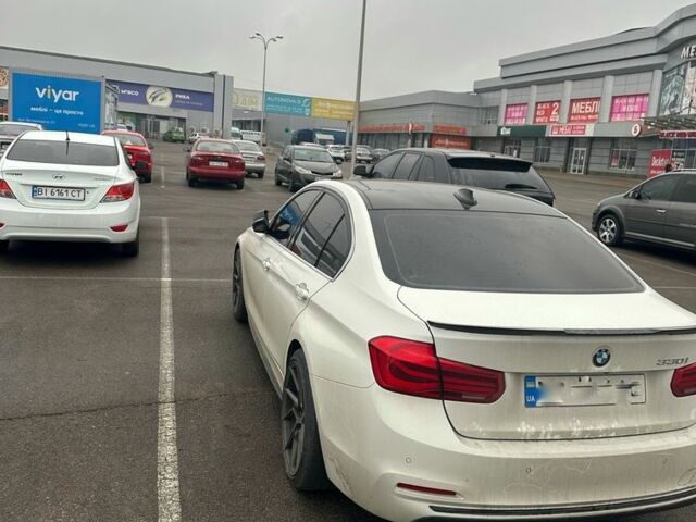 Белый БМВ 3 Серия, объемом двигателя 2 л и пробегом 158 тыс. км за 18000 $, фото 4 на Automoto.ua