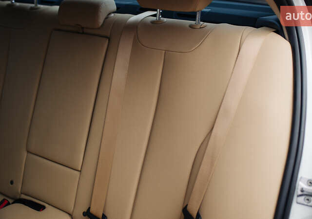 Белый БМВ 3 Серия, объемом двигателя 2 л и пробегом 124 тыс. км за 16000 $, фото 29 на Automoto.ua