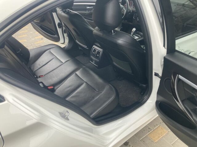 Белый БМВ 3 Серия, объемом двигателя 2 л и пробегом 188 тыс. км за 17000 $, фото 17 на Automoto.ua