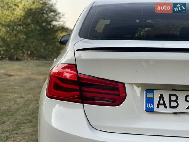 Білий БМВ 3 Серія, об'ємом двигуна 2 л та пробігом 170 тис. км за 14000 $, фото 5 на Automoto.ua