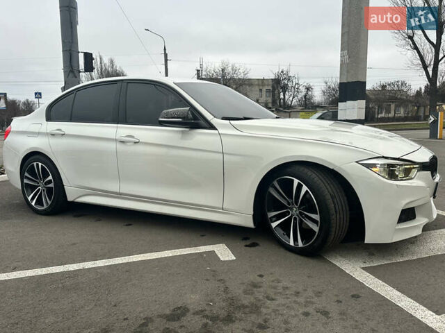 Білий БМВ 3 Серія, об'ємом двигуна 2 л та пробігом 90 тис. км за 17999 $, фото 7 на Automoto.ua