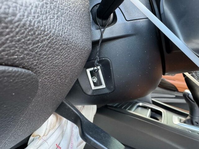 Белый БМВ 3 Серия, объемом двигателя 3 л и пробегом 134 тыс. км за 17300 $, фото 22 на Automoto.ua